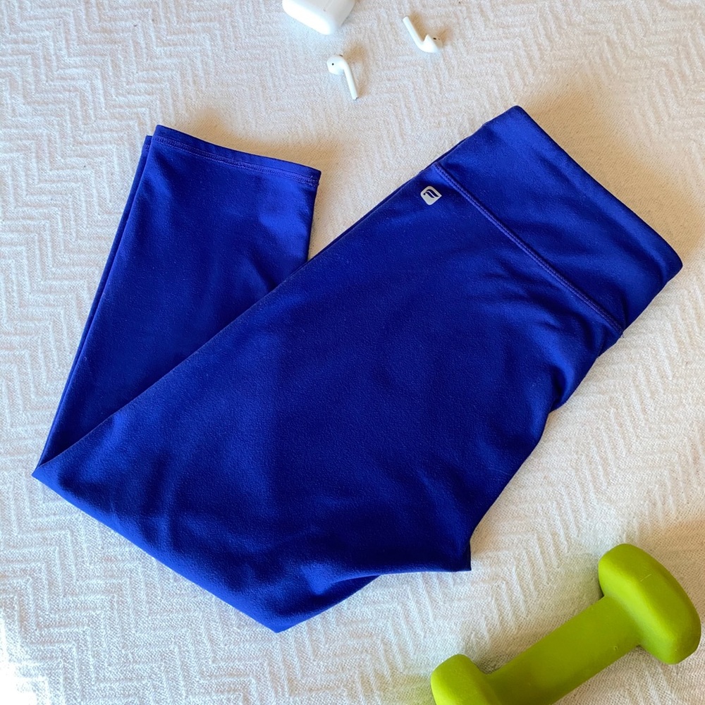Fabletics Salar Capri Leggings - Size Medium